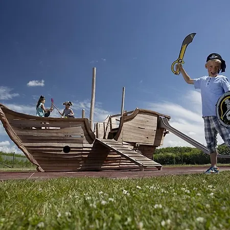 Legoland Wilderness Barrels & Ξενοδοχείο Billund