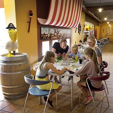 Hotell Legoland Wilderness Barrels &