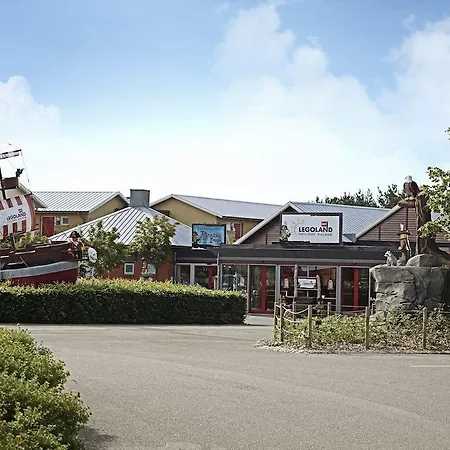Hotell Legoland Wilderness Barrels &