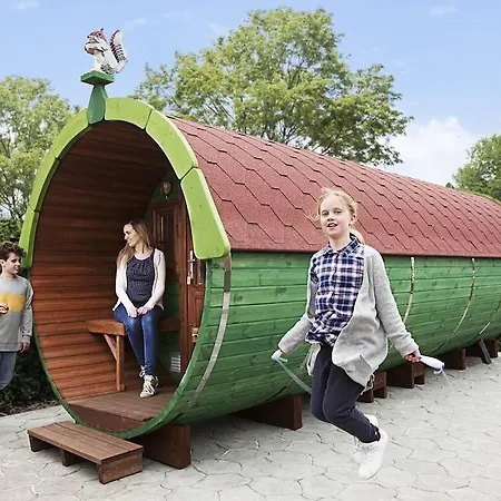Hotell Legoland Wilderness Barrels &